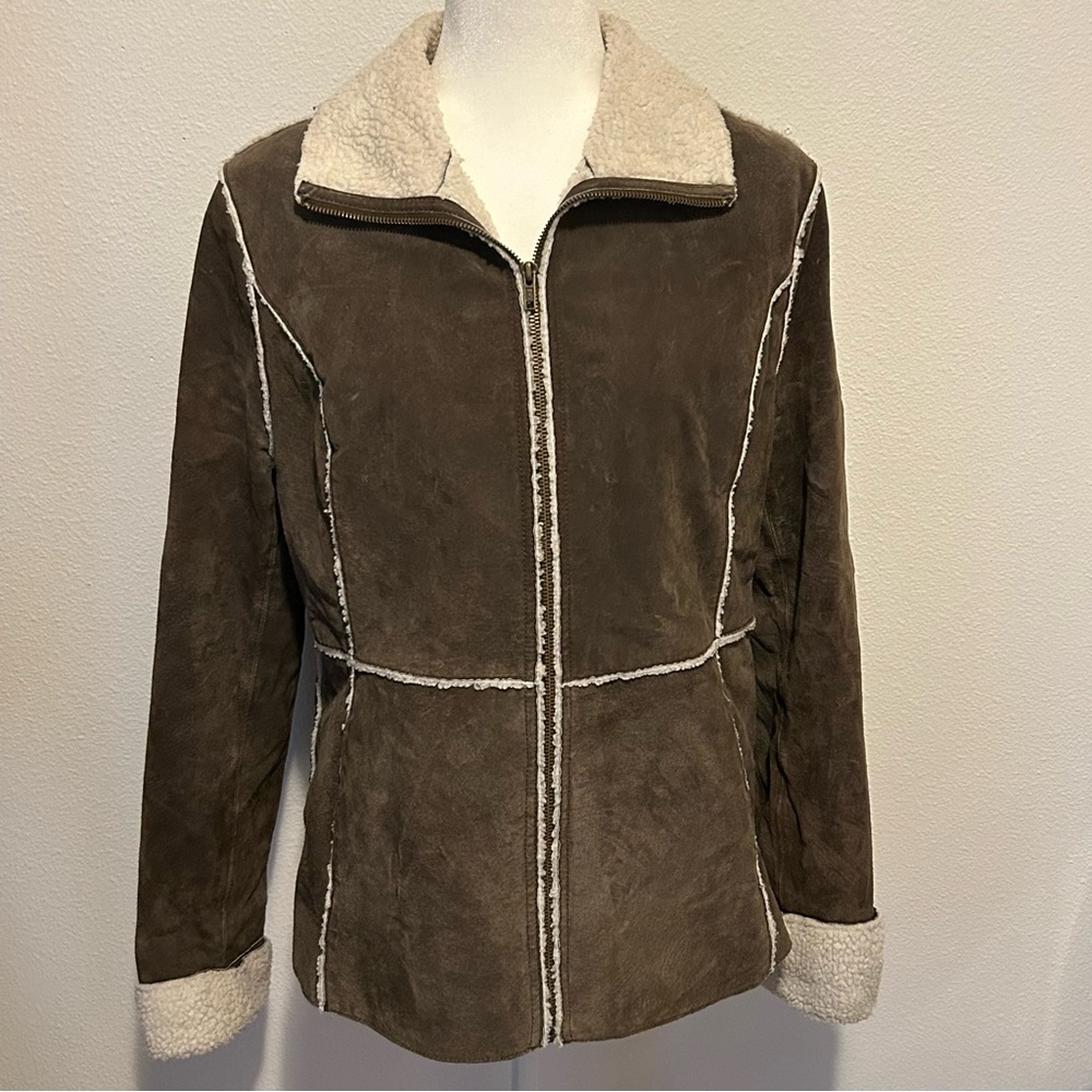 Vintage Y2K Xhilaration tan genuine leather jacket faux shearling trim size L
